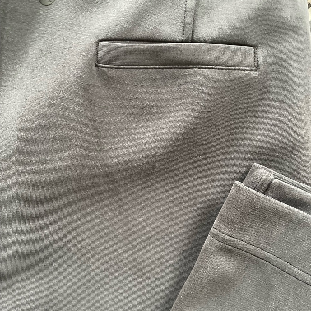 lululemon Softstreme Pintuck Mid-Rise Pant, Regular - Picture 7 of 7
